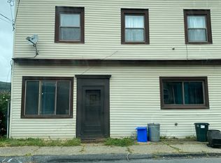 526 Delaware Ave APT 1, Olyphant, PA 18447