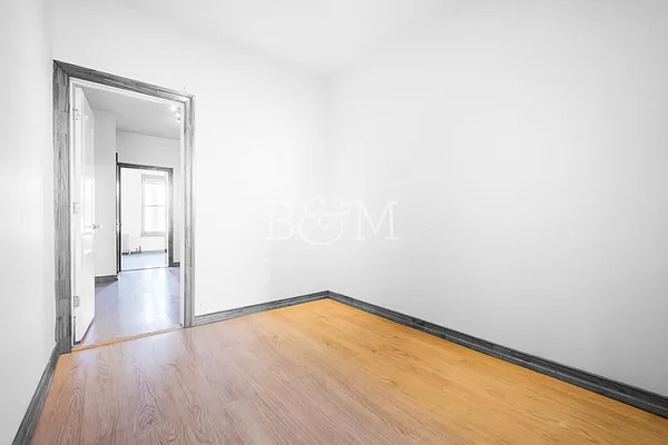 Rented by Brick&Mortar | media 14