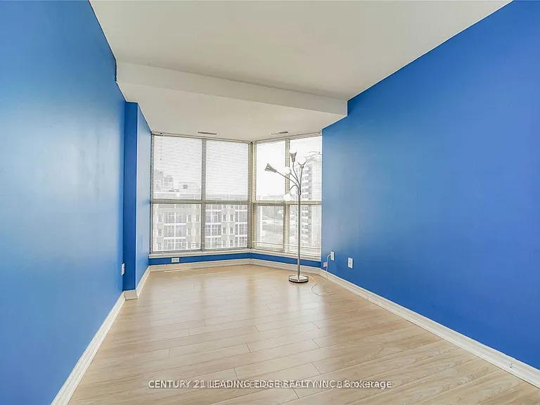 67 Caroline St S #8A — Photo 16