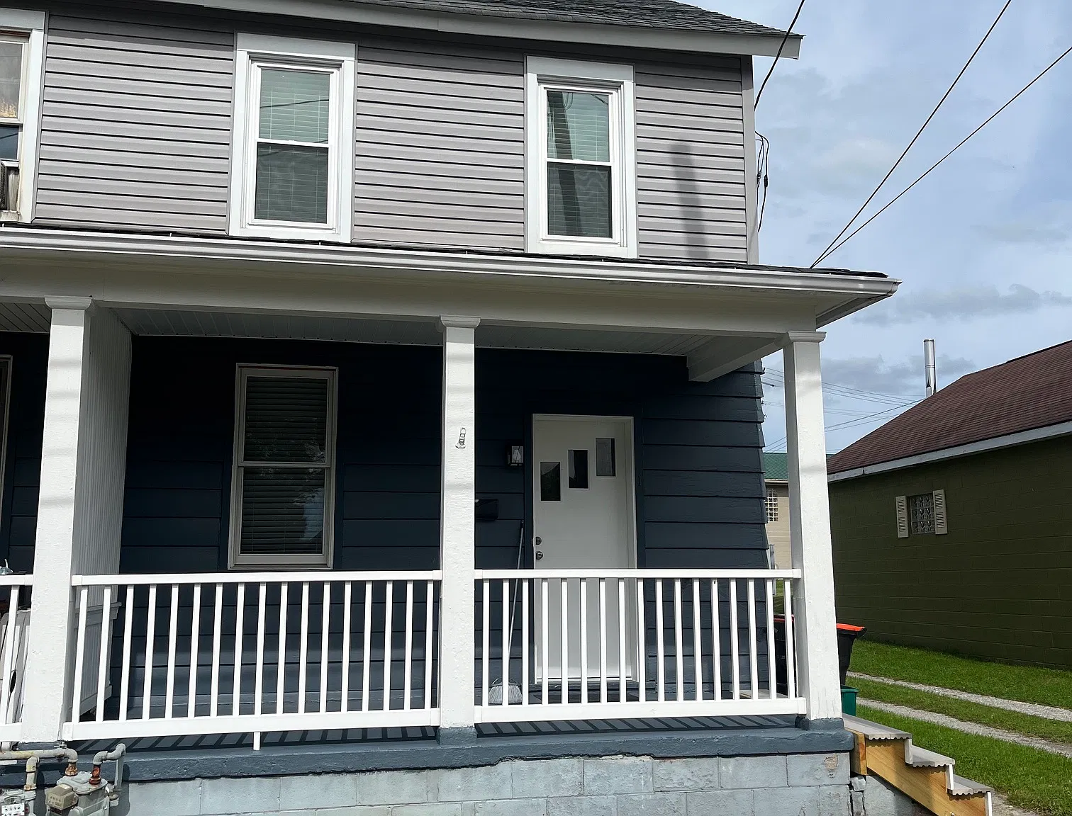 2 bed, $1,100 — Photo 1