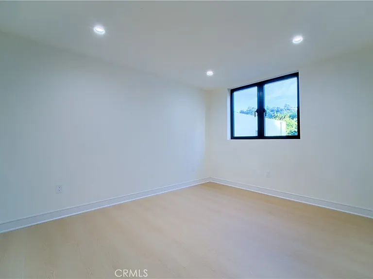 2678 Newell St #1/2 — Photo 11