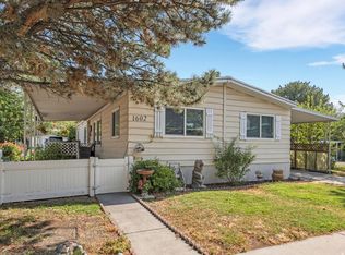 1602 W Indian Summer Dr, Salt Lake City, UT 84116