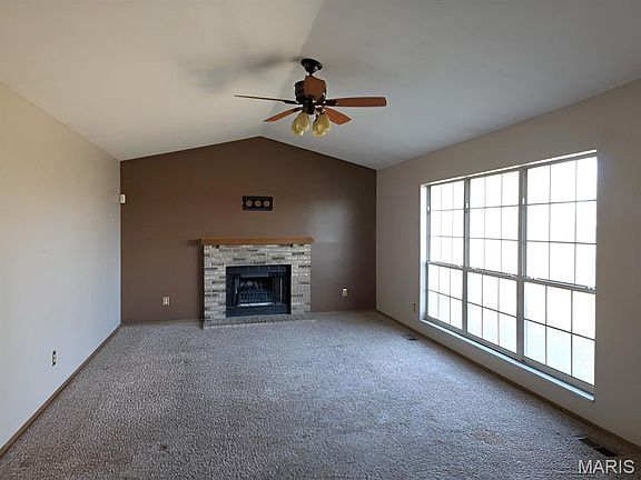 3rd image of 4534 Cambrook Dr