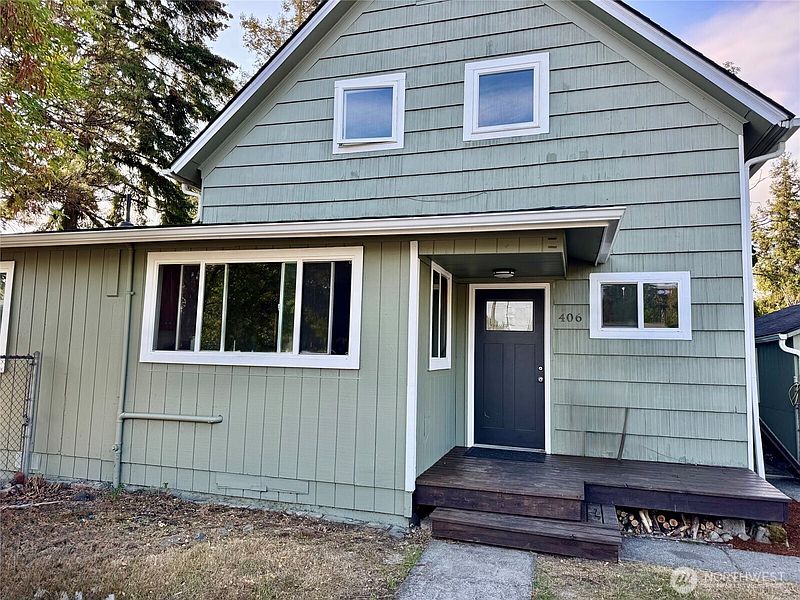 2nd image of 406 117th Street S