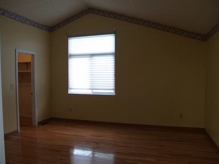 2419 S Gray Dr — Photo 31