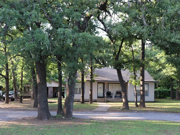 549 Cooper Ln, Joshua, TX 76058