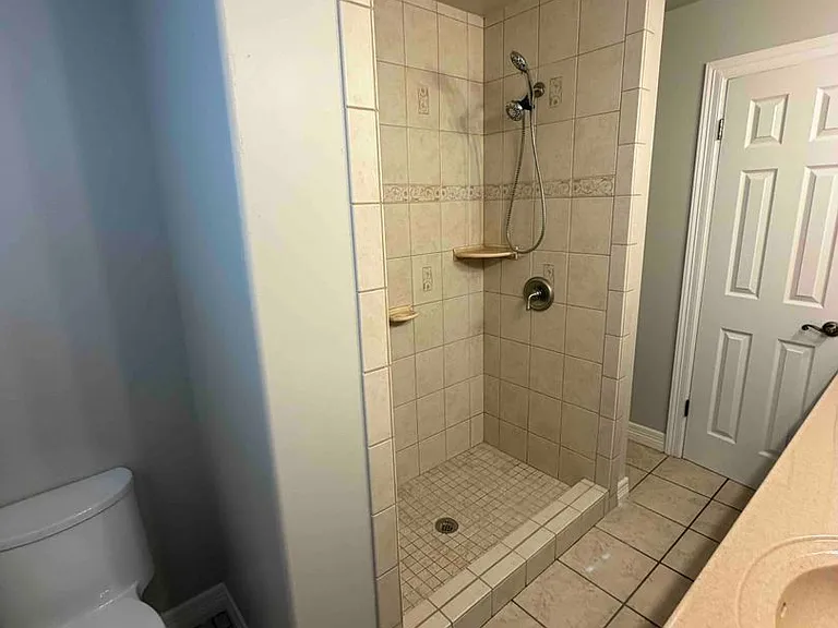 3616 E 40th Pl — Photo 11
