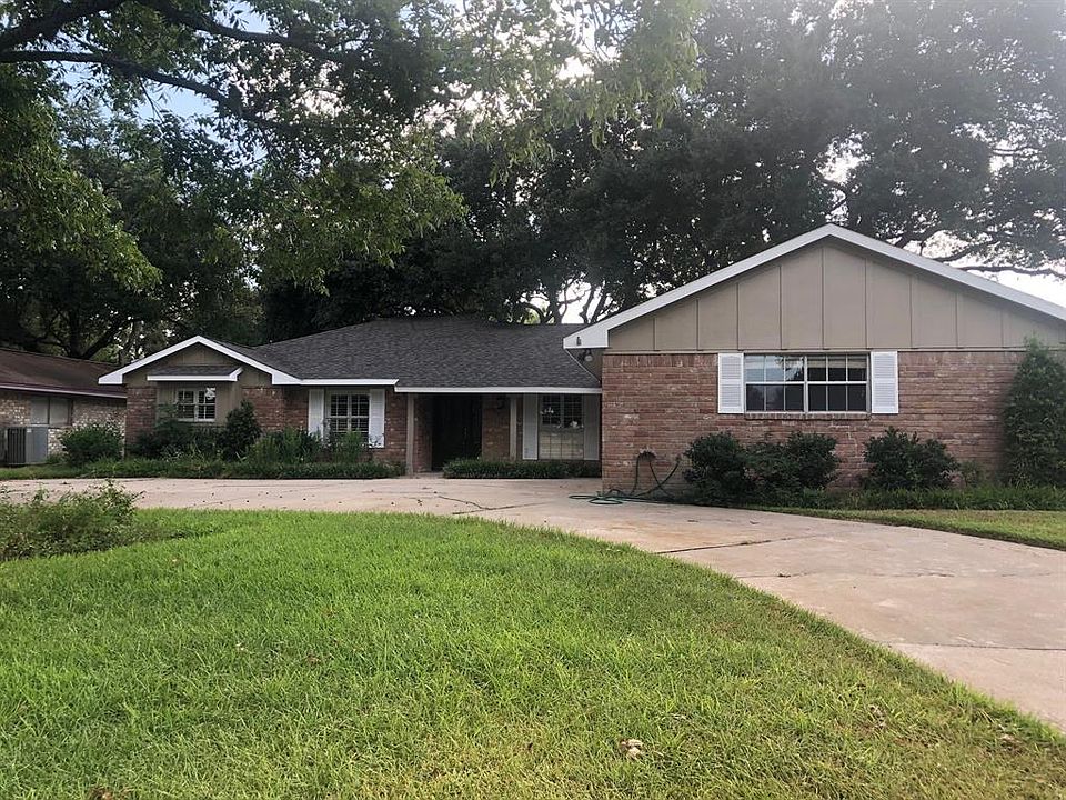 1st image of 3223 Cypress Point Dr