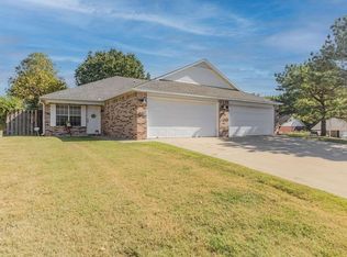 2897 W Wildwood Dr #2899, Fayetteville, AR 72704
