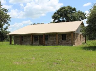 1400 County Road 126, Edna, TX 77957