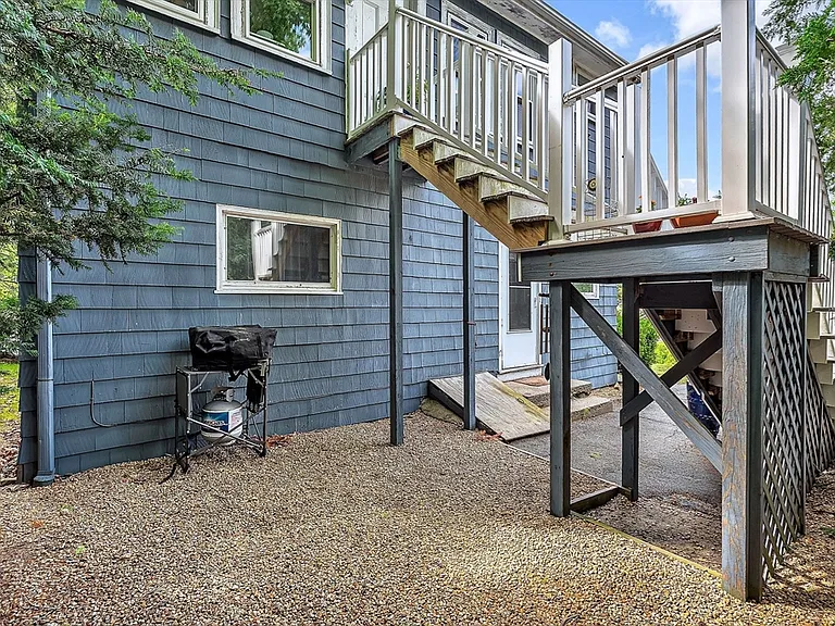 137 Central Ave #1 — Photo 20