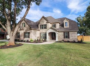 602 Stacy Ln #13X, Warner Robins, GA 31088