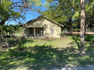 311 Daniel St, Eden, TX 76837