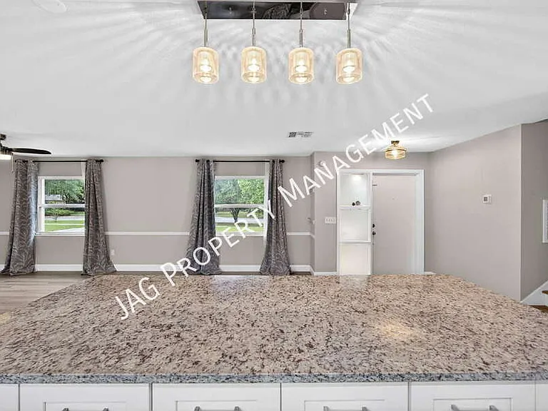 1046 Winter Springs Blvd — Photo 12