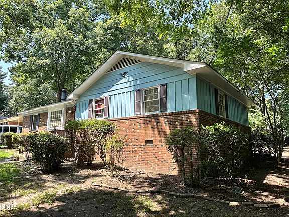 2nd image of 4117 Willow Oak Rd