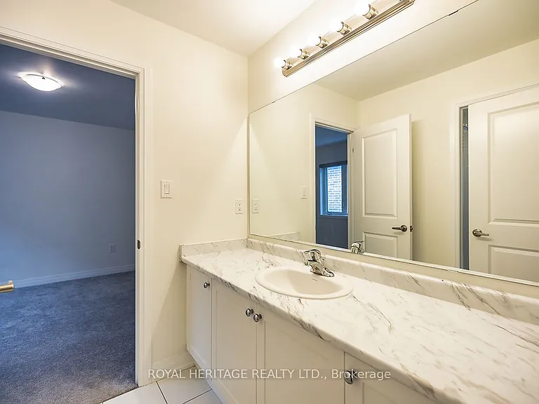 289 Flavelle Way — Photo 35