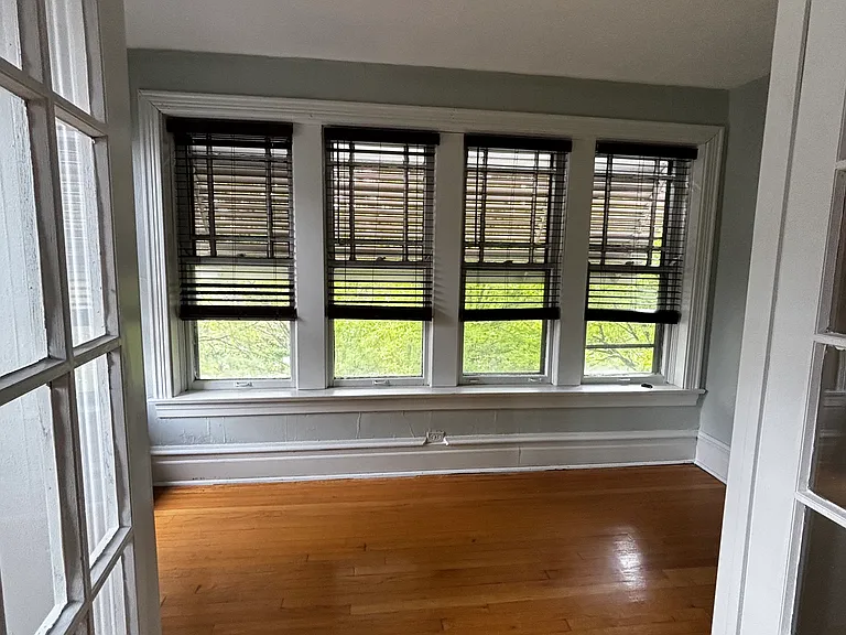 4423 S Indiana Ave #3 — Photo 6