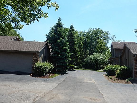 5th image of 1734 Wildwood Ln