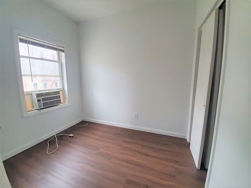 2nd image of 440 3rd Ave #6F