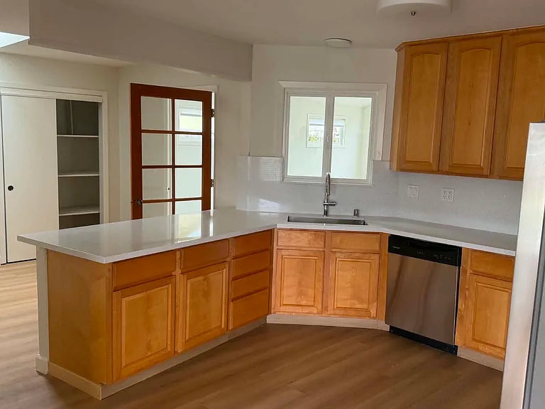 1557 Mizzen Ln — Photo 3