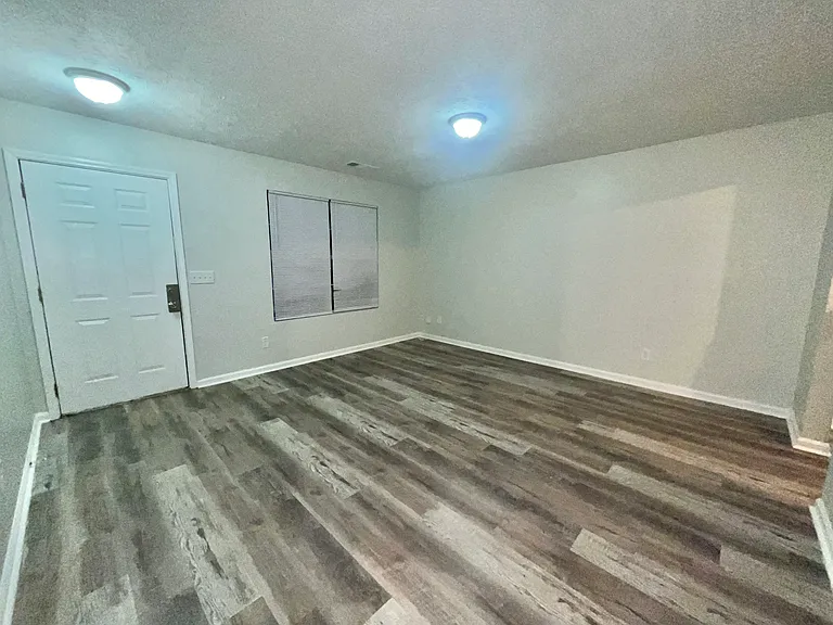 4244 Viewpoint Ln — Photo 4