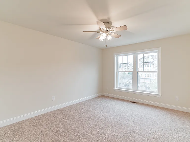 100 Village Station Cir — Photo 10
