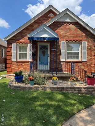 5023 Fairview Ave, Saint Louis, MO 63139