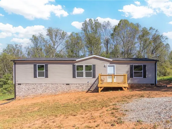 288 Edwards Lynwood Dr, Elkin, NC 28621