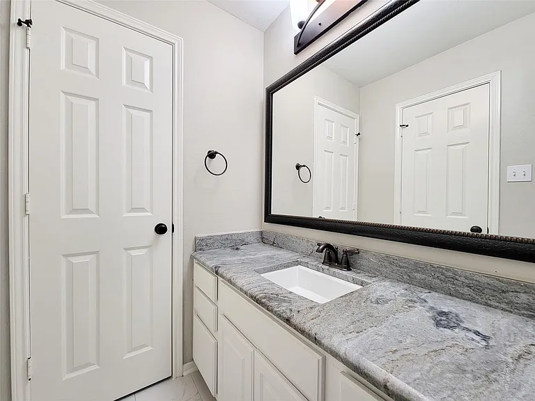 20711 Mansfield Bay Ln — Photo 39