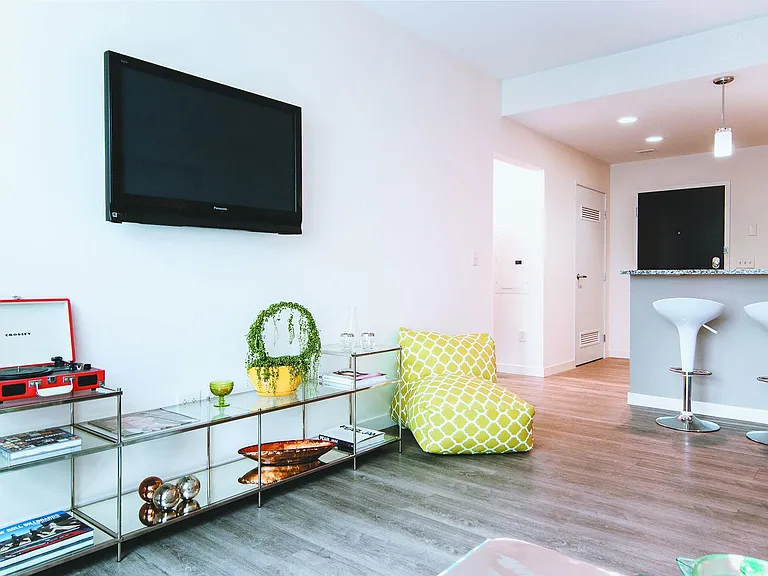 Innova Apartments — Photo 45