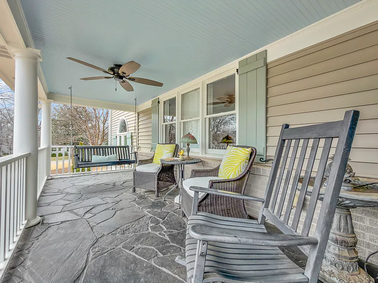 128 Rockwood Dr — Photo 54