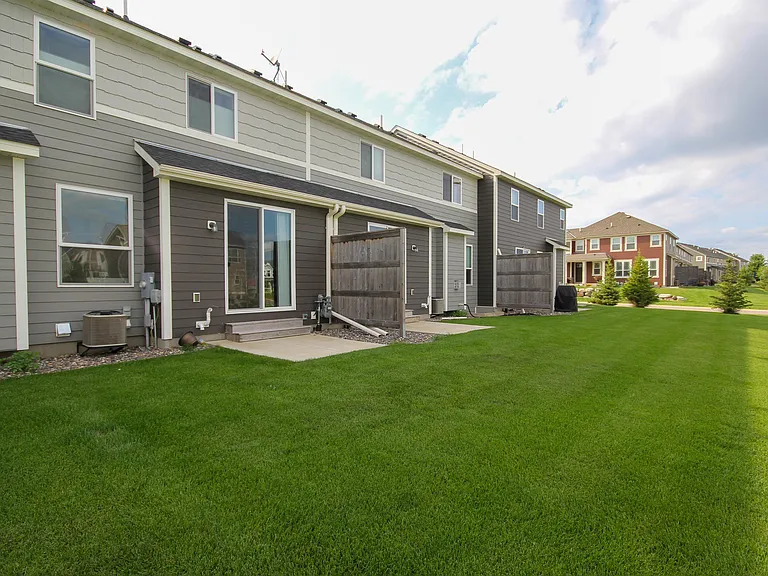 18170 Glassfern Ln — Photo 30