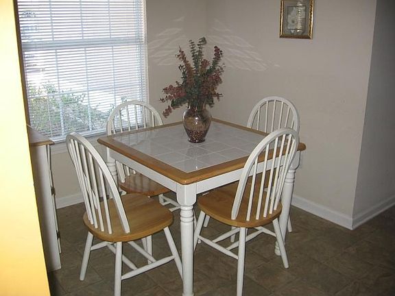 4th image of 428 Sanwick Dr