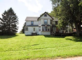822 170th St, Latimer, IA 50452