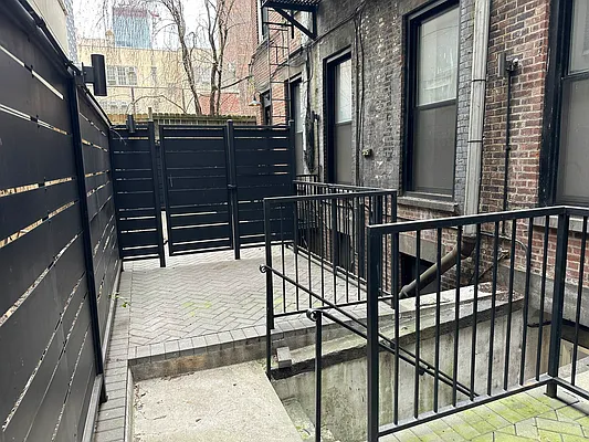 Rented by Avenues Real Estate | media 24