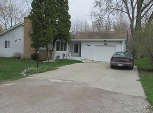3515 Catterfield Ln, Saginaw, MI 48601