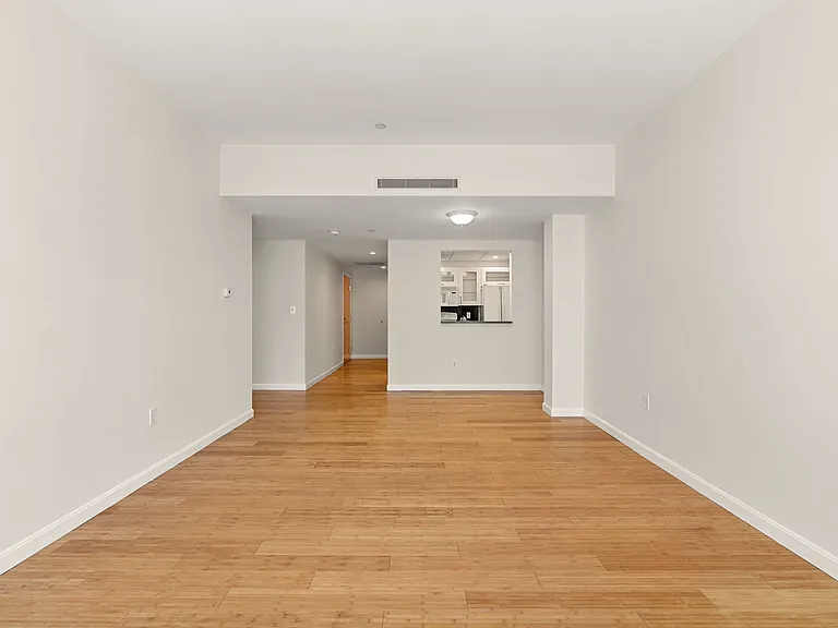 1008 Massachusetts Ave — Photo 15