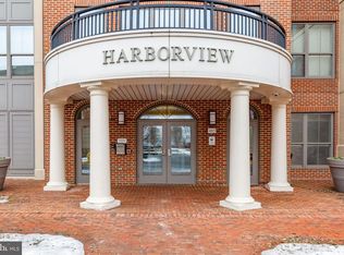 485 Harbor Side St APT 910, Woodbridge, VA