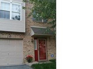 2561 Chestnut Ln, Easton, PA 18040