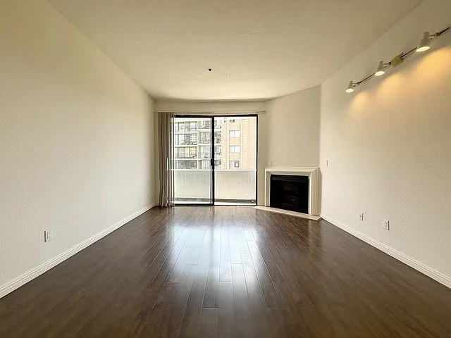 Park Rochester Apartments — Photo 81