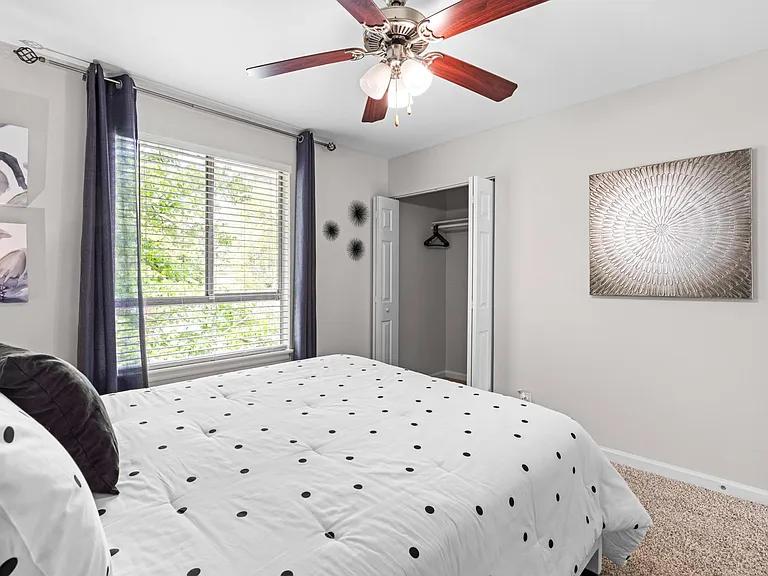 Brook Hill Townhouse — Photo 18