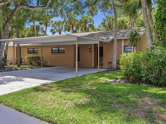 2nd image of 5063 VILLAGE GARDENS DRIVE #9