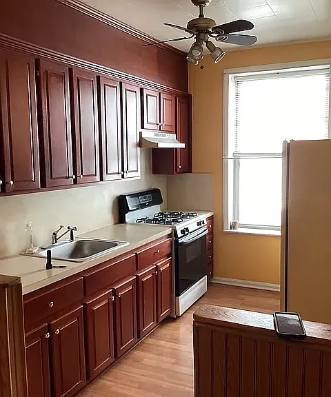125 Chester St #3 — Photo 2