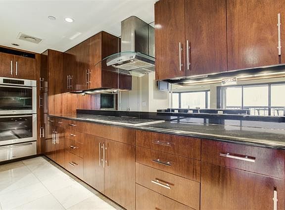 5th image of 3030 McKinney Ave APT 1102