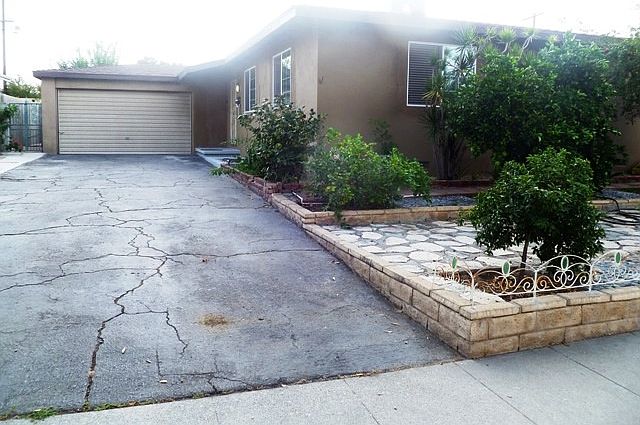 1st image of 8354 Sylmar Ave