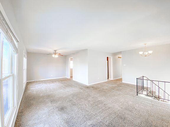 5th image of 820 Oxford Ave