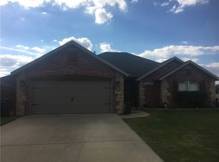 6200 S 37th St, Rogers, AR 72758