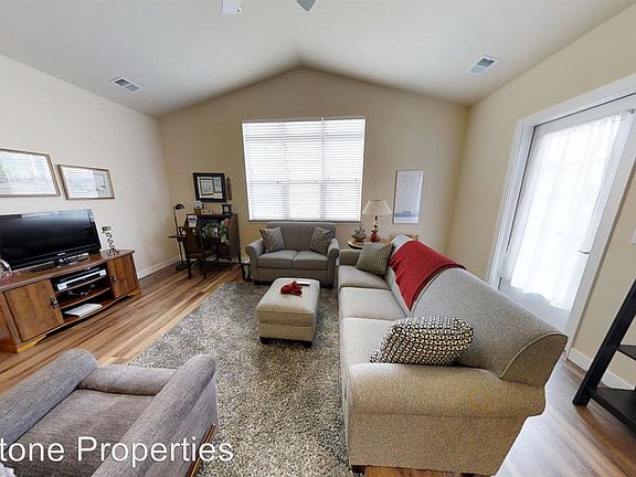4th image of 200 S Brookwood Dr APT 101