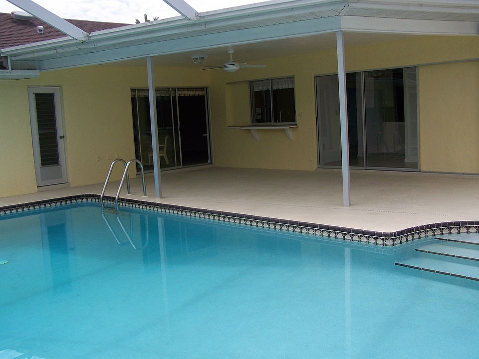 large pool lanai