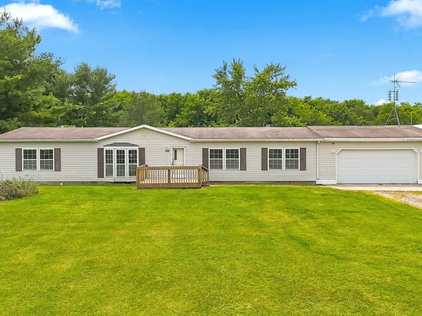 3425 W Loon Lake Rd, Angola, IN 46703